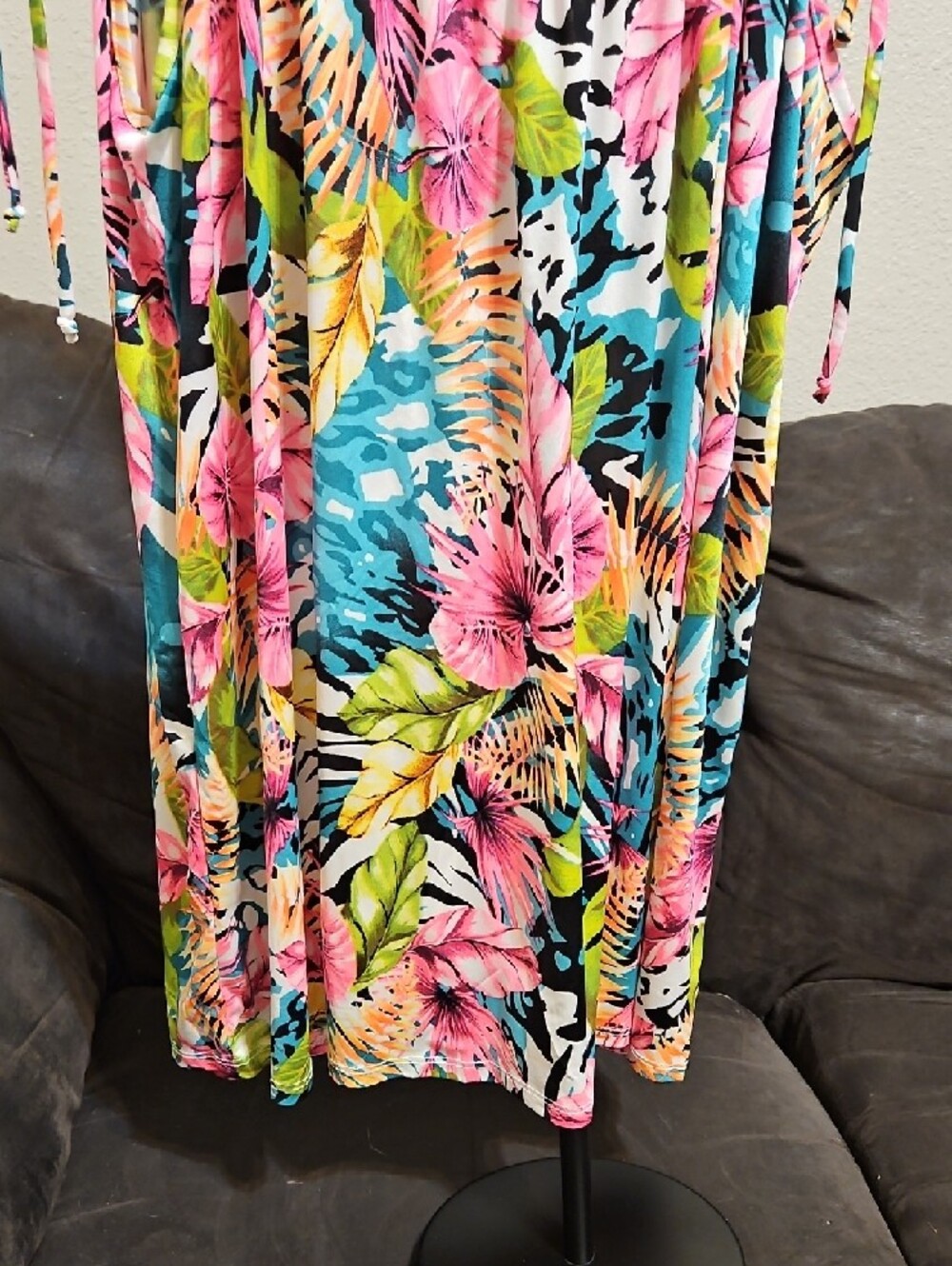 Sew In Love Multicolor Tropical Floral Tie-Shoulder Tank Top - Picture 3 of 7